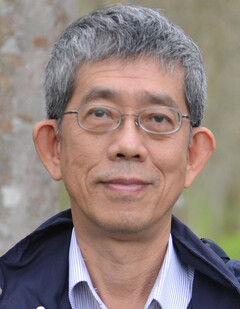 施明哲